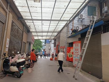 党建引领聚合力,志愿同行建家园——四川省宜宾市叙州区南岸街道鱼池社区开展环境卫生大扫除志愿服务活动